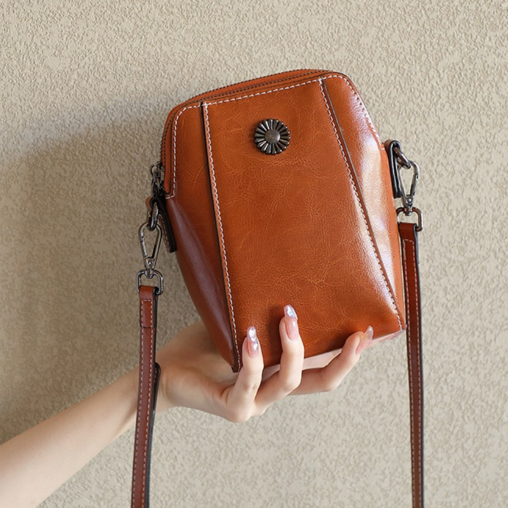 VIMEDA | Waxed Leather Bag™