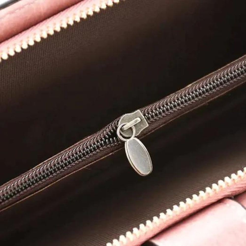 VIMEDA | Multi-Compartment Clutch Bag™