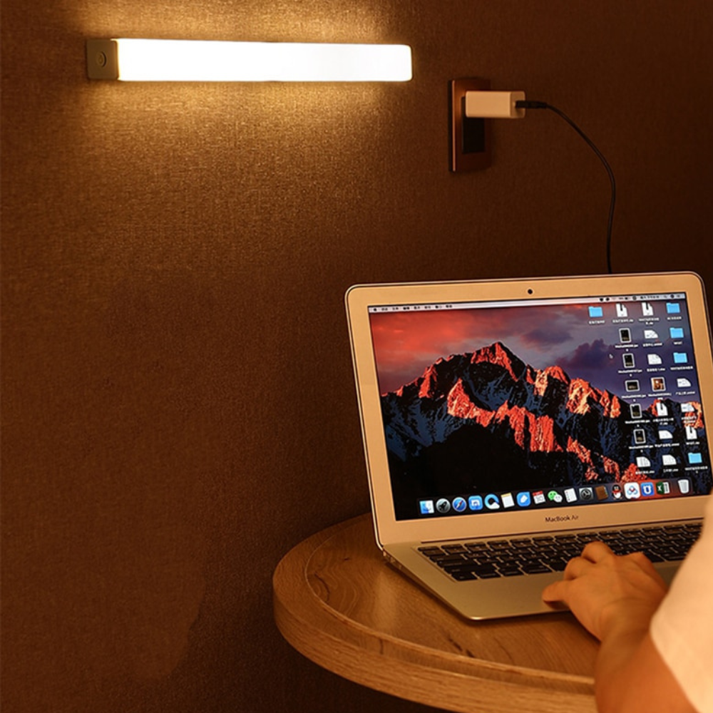 VIMEDA | Motion-Sensor LED Lamp™