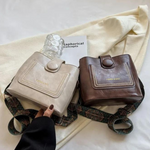VIMEDA | Bucket Messenger Bag™