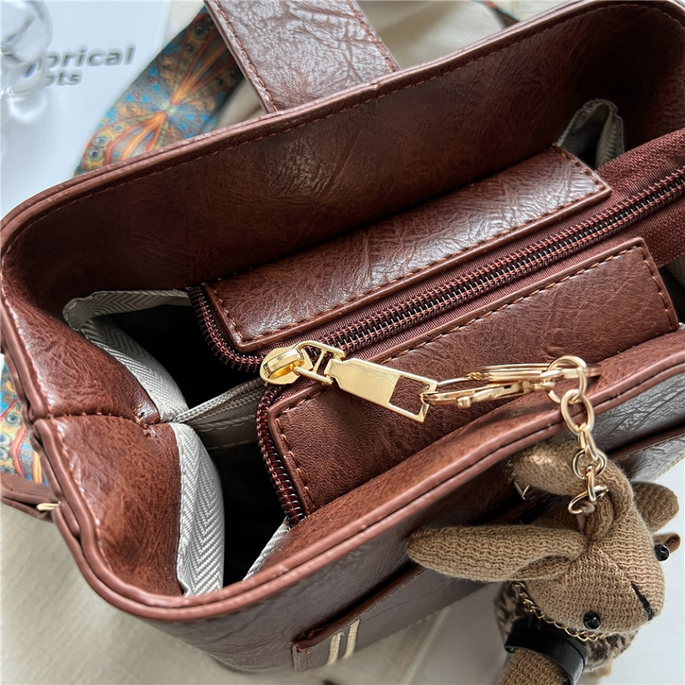 VIMEDA | Bucket Messenger Bag™