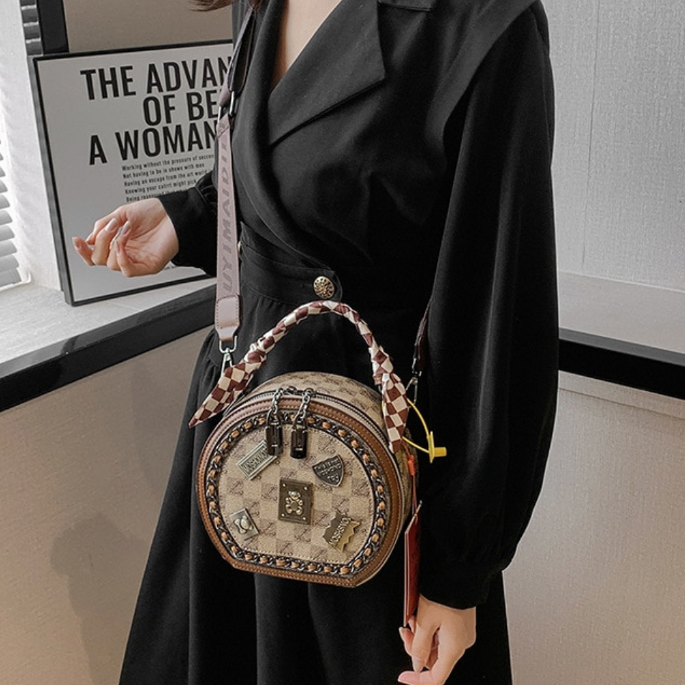 VIMEDA | Vintage Round Bag™