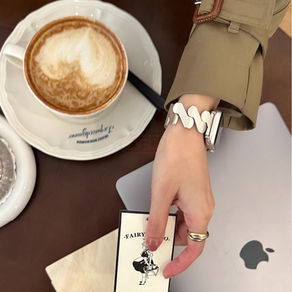 VIMEDA | Zigzag Apple Watch Strap™
