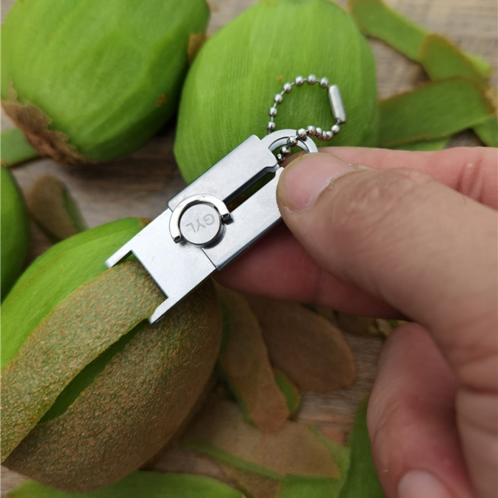 VIMEDA | Mini Peeler Keychain™