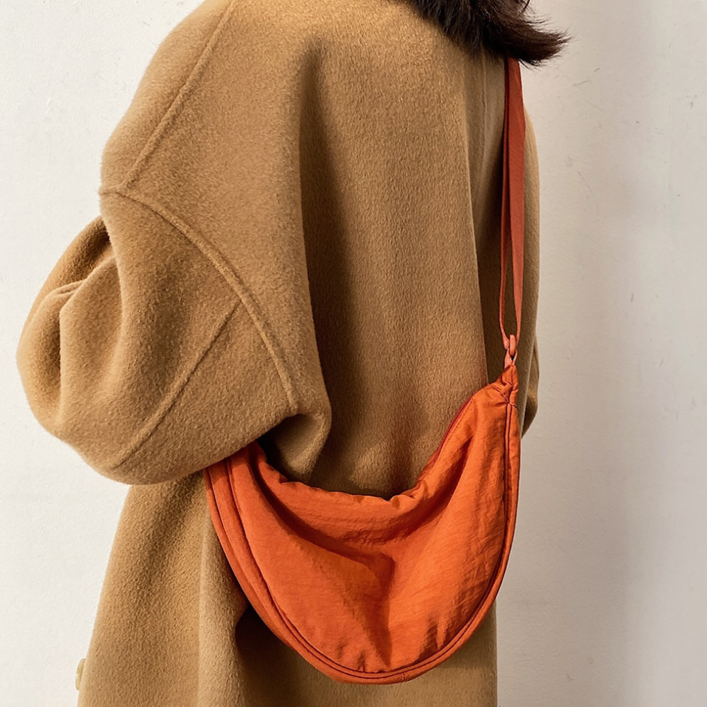 VIMEDA | Crescent Body Bag™
