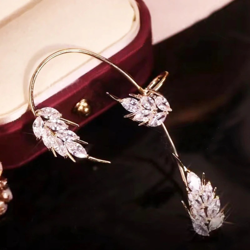 VIMEDA | Diamond Leaf Ear Clip™