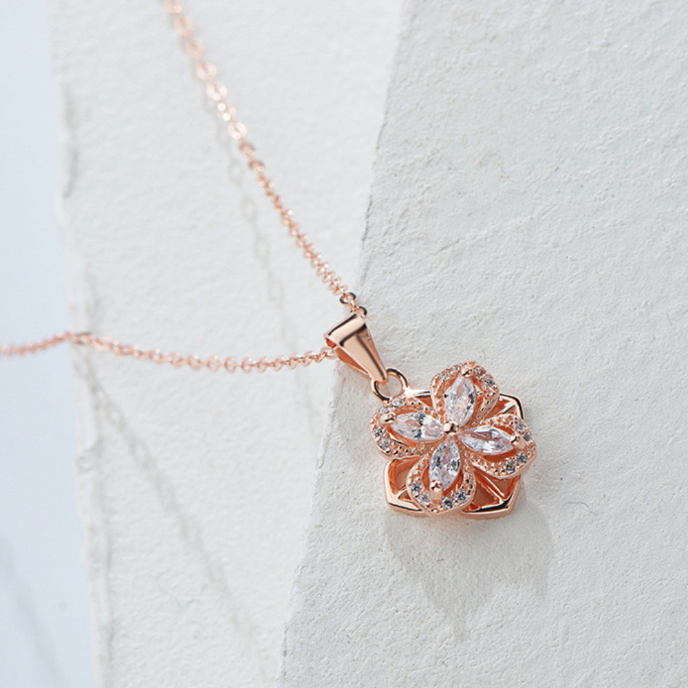VIMEDA | Rotating Flower Necklace™