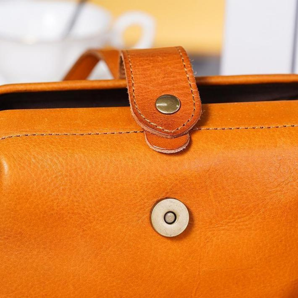 VIMEDA | Leather Wallet Bag™