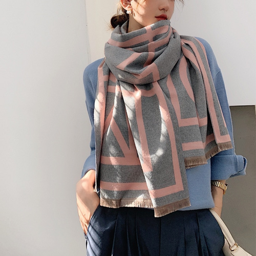 VIMEDA | Geometric Winter Scarf™