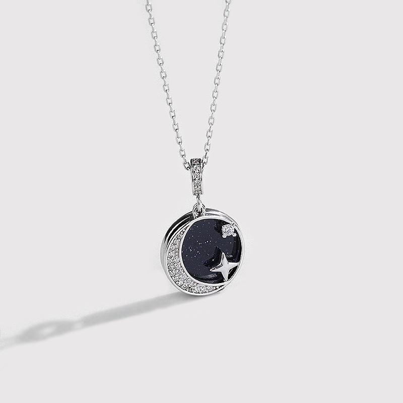 VIMEDA | Crescent Moon Necklace™